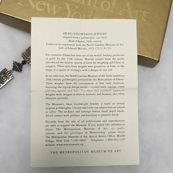 Metropolitan Museum of Art Akan Goldweight Necklace - Picture 4 of 5